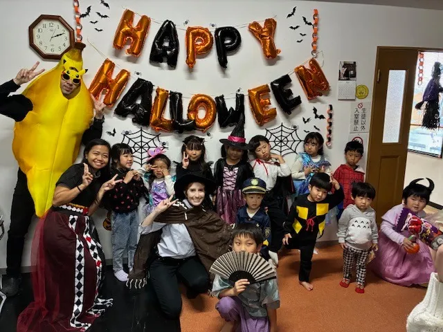 【子どもにぴったりの英語教室のハロウィンパーティ】Pals四日市校♪